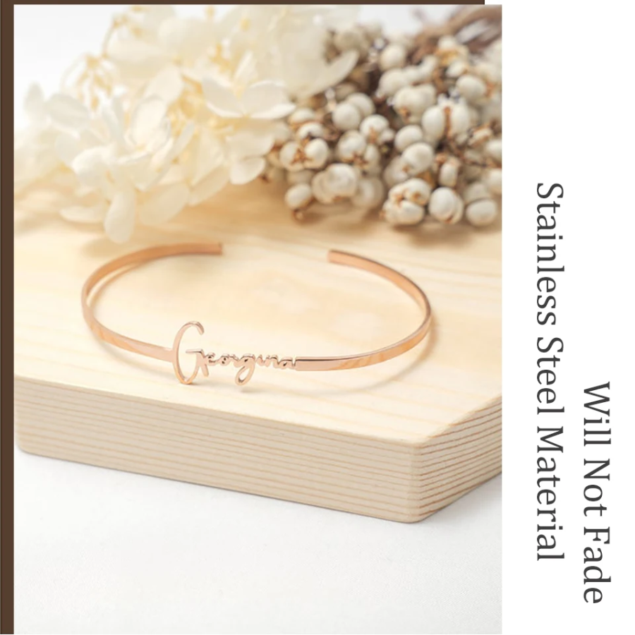 Vòng Tay Khắc Tên Theo Yêu Cầu – Thiết Kế Trái Tim Độc Đáo - Titan Cao Cấp Không Gỉ